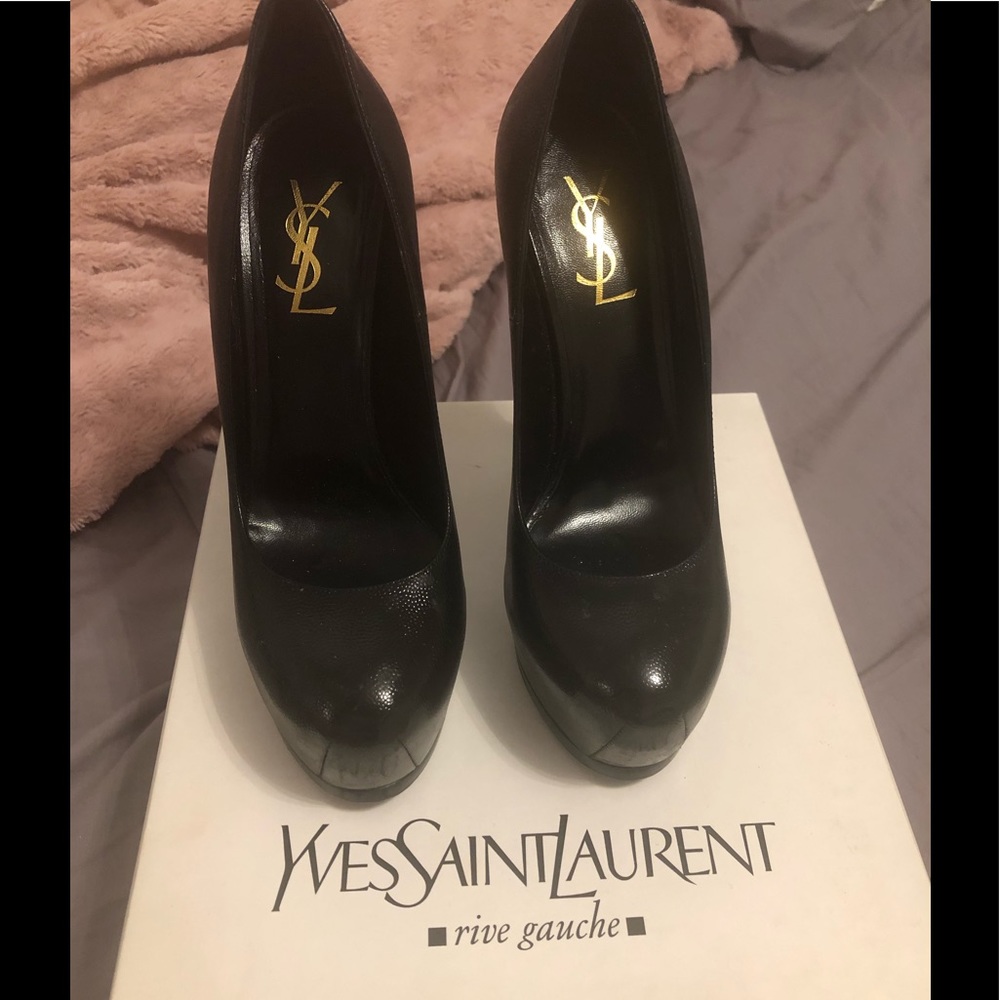 YSL black pumps